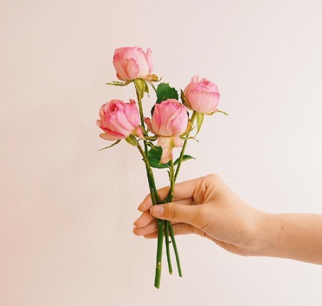 五一劳动节简短祝福语，经典温馨，适合发朋友圈！