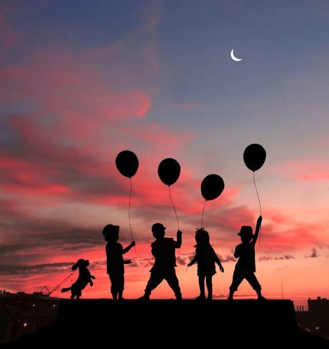 适合夜深人静发的短句，哪一句触碰了你的心弦？