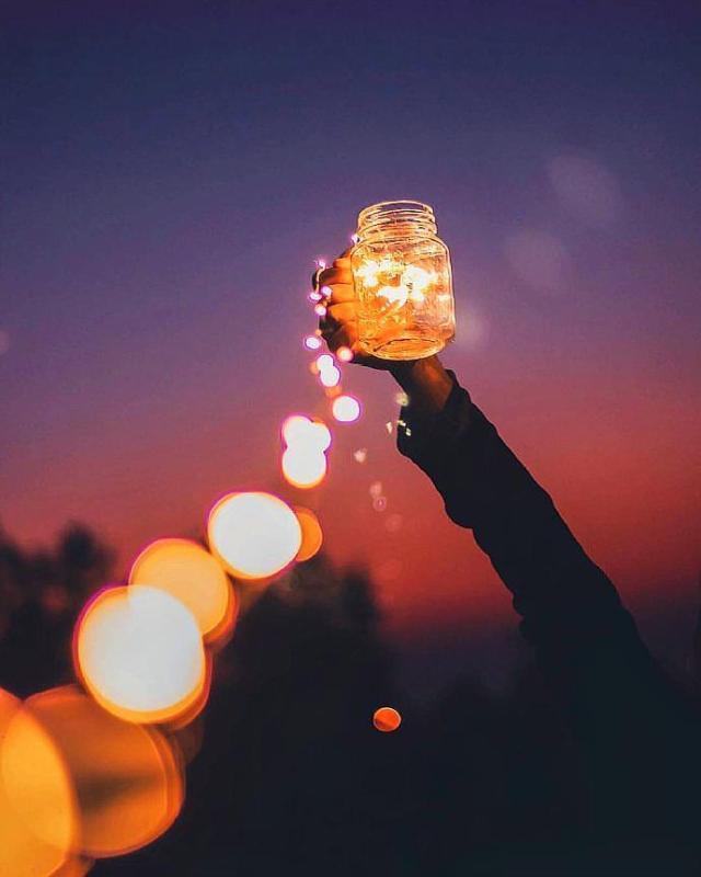 夜深人静睡不着的句子，经典至极，说进心坎里！