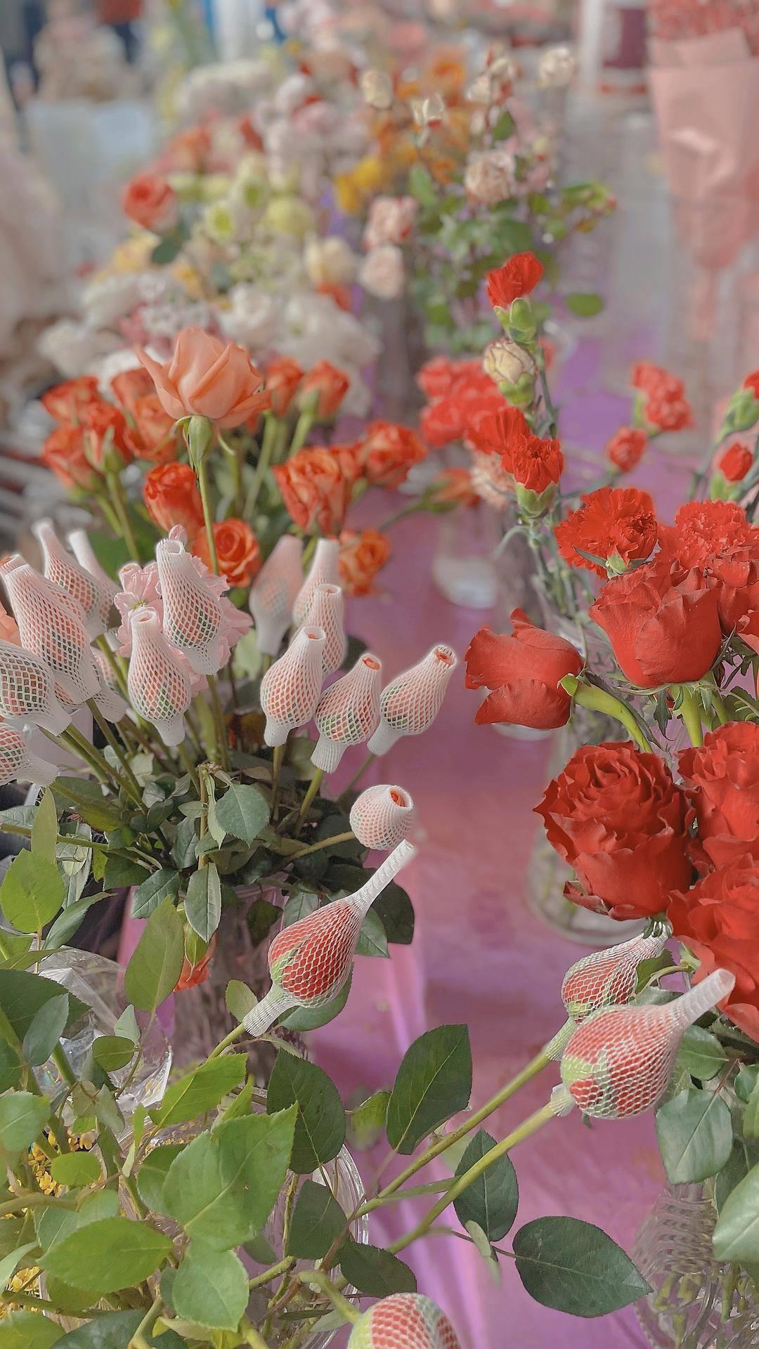 花团锦簇唯美好看的高清花卉手机壁纸图片