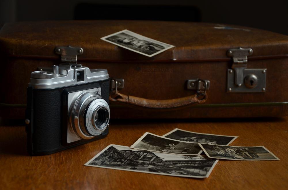 经典复古的照相机意境桌面壁纸大图图片