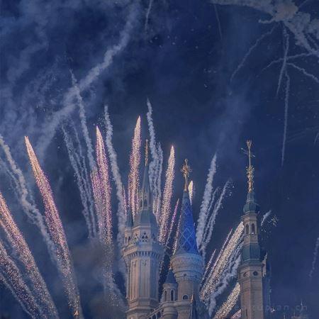 迪士尼城堡唯美好看的夜景烟花图片大全