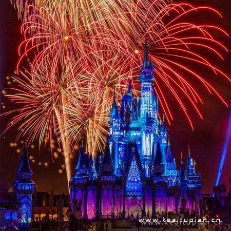 迪士尼城堡烟花唯美风景微信朋友圈配图图片