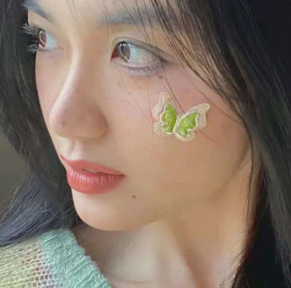 今日推荐｜看似小众又惊艳的文案