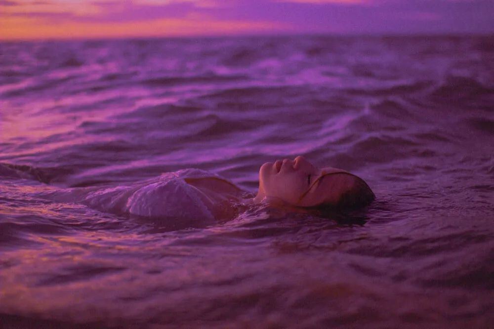 特别高深的emo文案短句