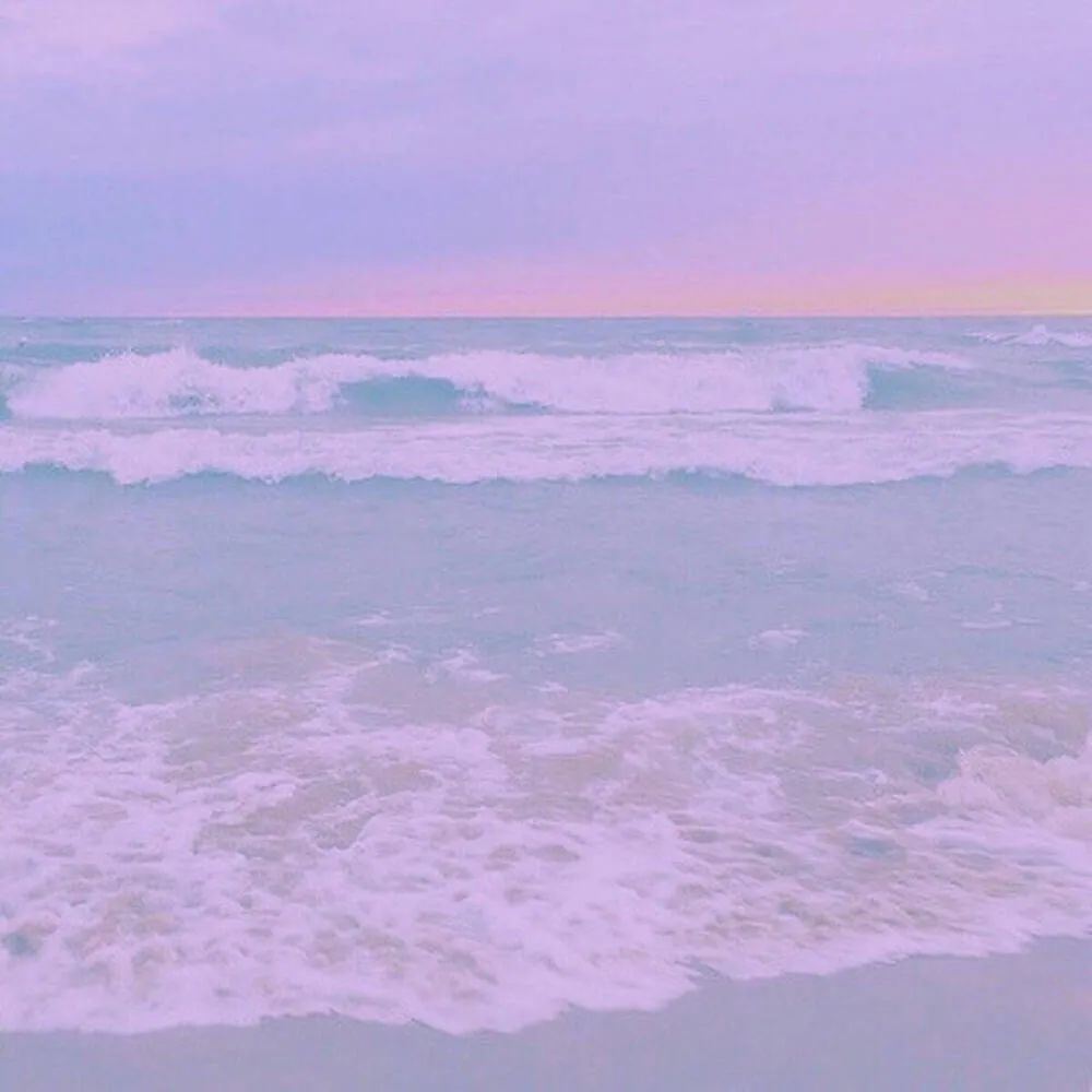 “无关爱情却让你置顶很久的文案”