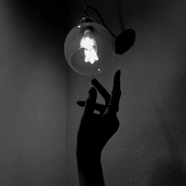 收集朋友圈有趣的简介短句！