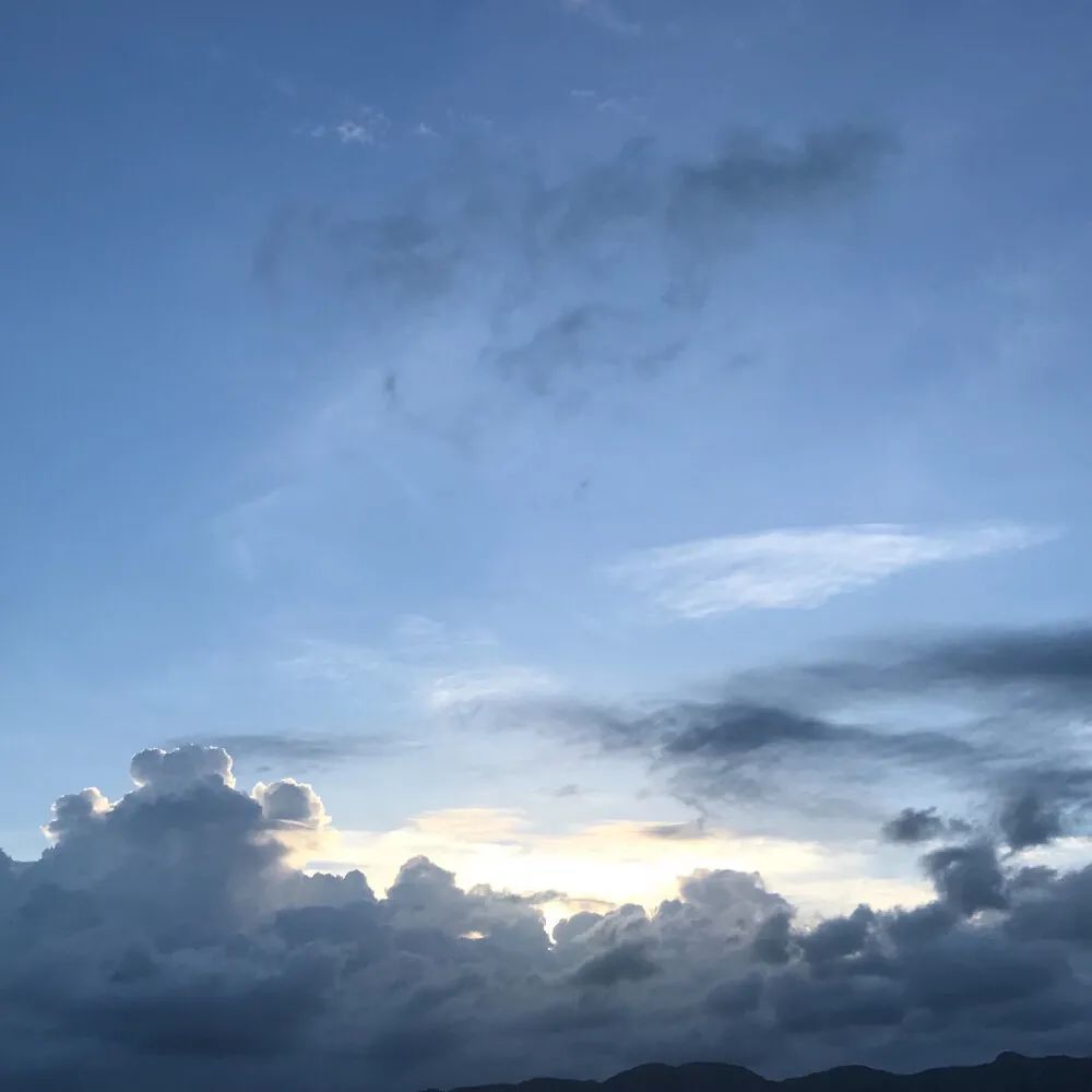 伤感｜人间不值得的朋友圈文案