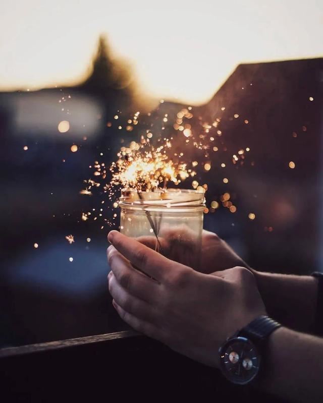 伤感令人想哭的爱情句子！