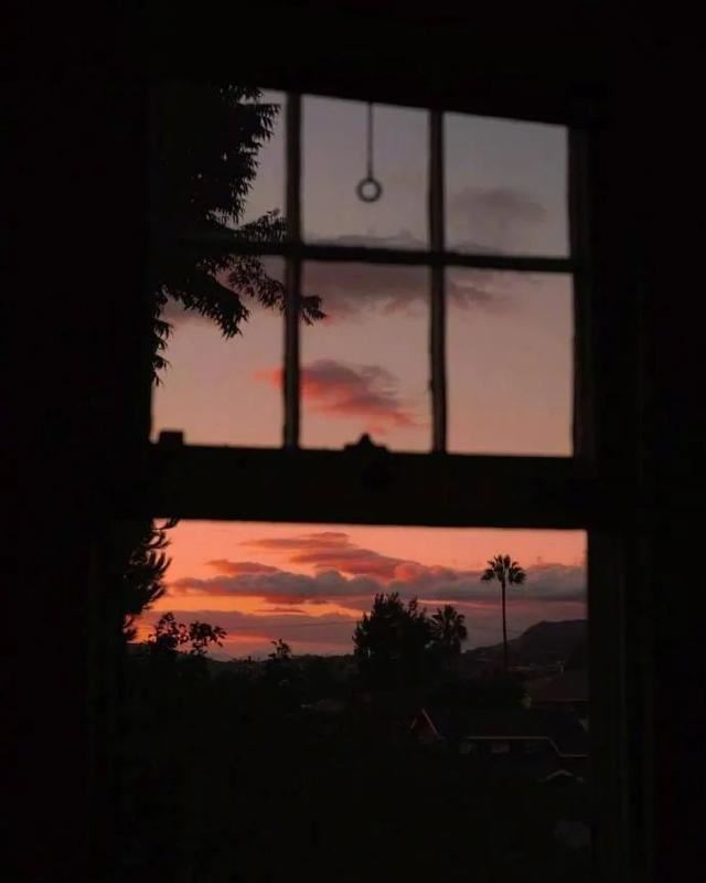 伤感令人想哭的爱情句子！