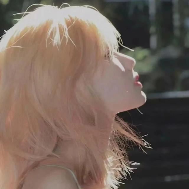 收集冷门且高级的微信网名昵称！