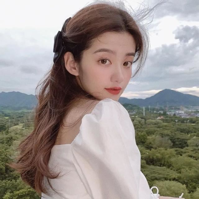 让人落泪的情感语录，抖音里说到心坎的文字！