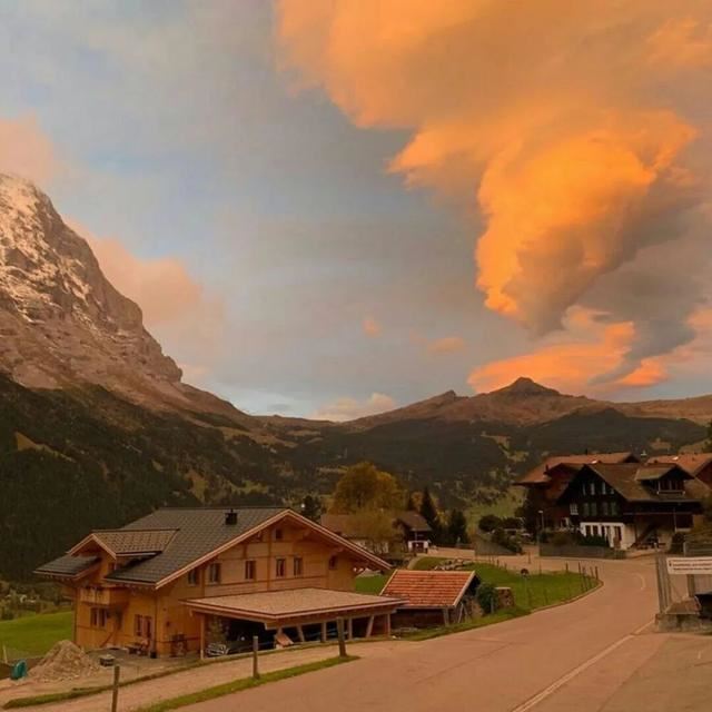 戳人心窝的伤感句子！