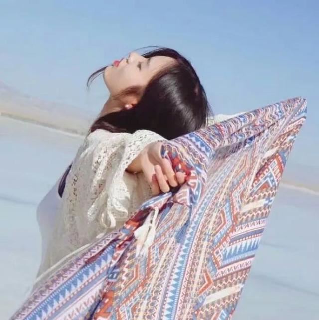 适合7月空间置顶说说！