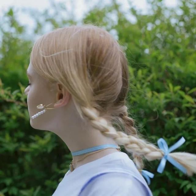 适合7月空间置顶说说！