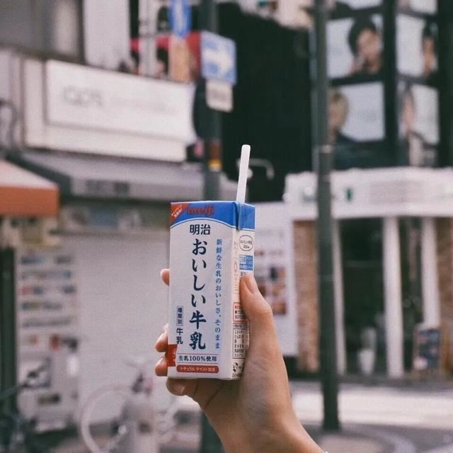 一些“禁忌女孩”里的戳心文案~