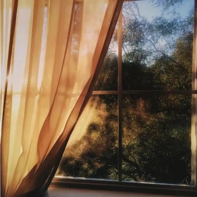 一大波朋友圈文案正在向你发送~