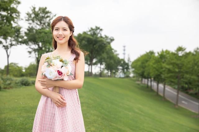 男人想你的时候，总喜欢发这些内容，婚后的女人更懂他