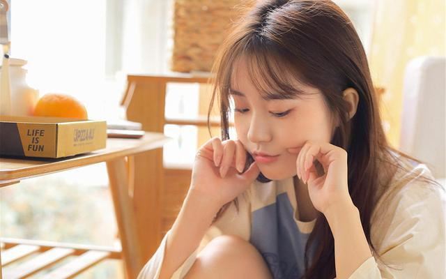 异性之间，对你“上瘾”的女人，多半会有这些表现