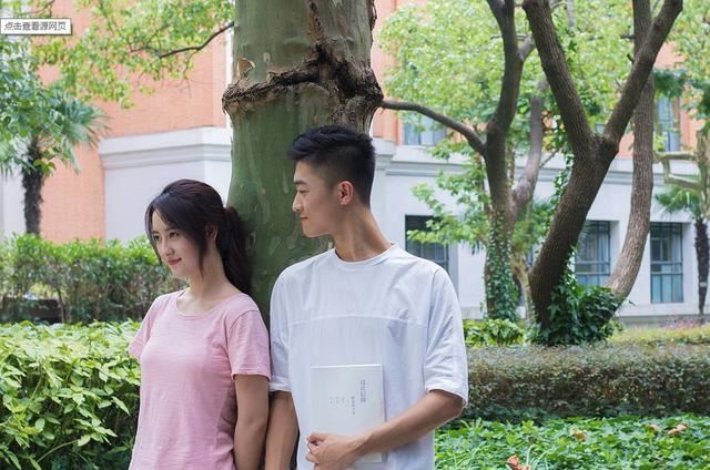 相亲时，女人发出这些“暗示”，男人要明白