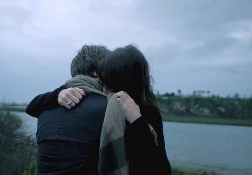 人到中年，婚外的感情能持续多久？别再骗自己了