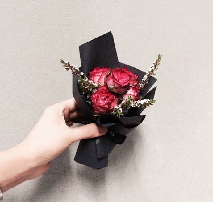 三观超正超干净的爱情说说，句句有感而发！