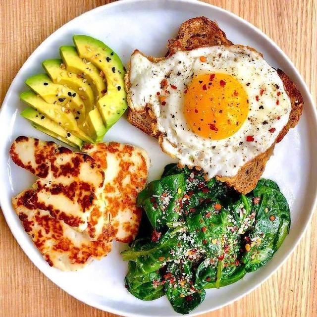 朋友圈看淡一切释然的说说，现实透彻，引人共鸣！