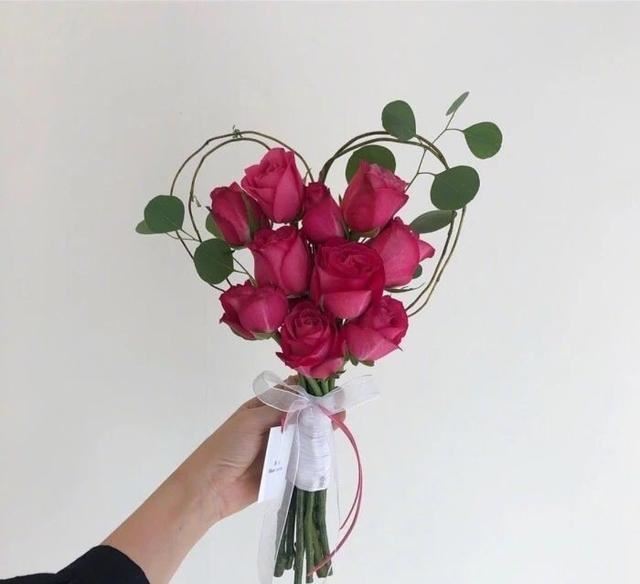 朋友圈最唯美的晚安说说，让你一见倾心！