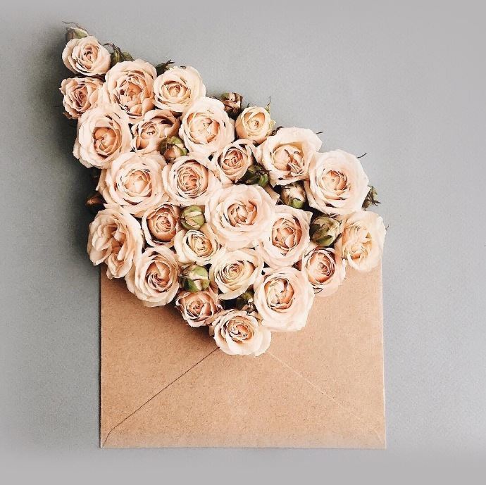 比较隐晦的情话句子，深情动人，简短暖心！