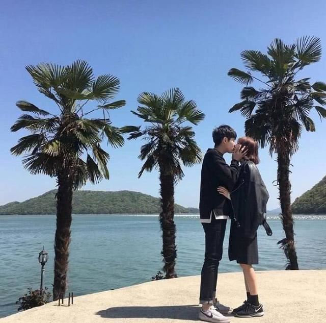 发朋友圈的高级情话，很甜很撩人！