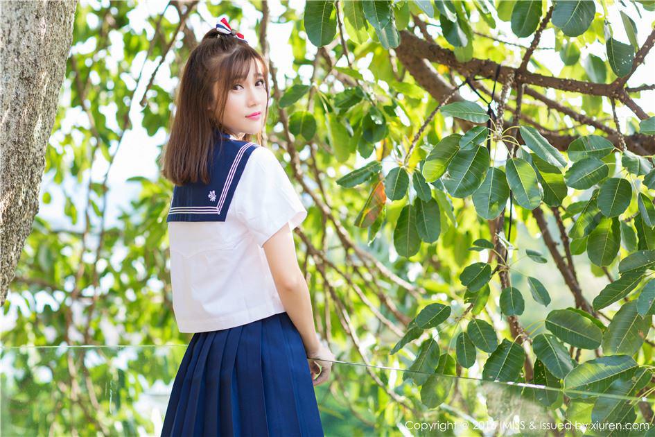 养眼清纯的JK美女高清户外写真