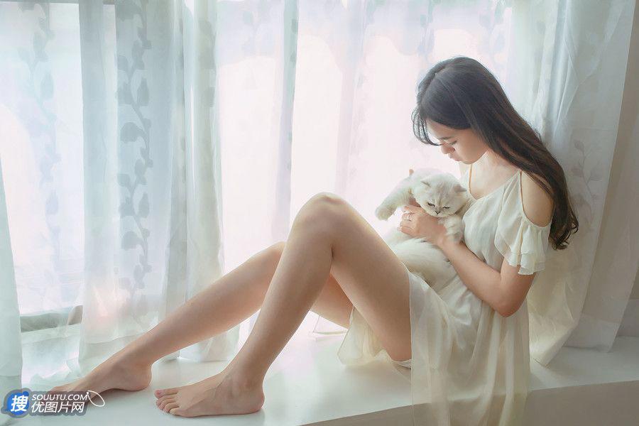 95后清纯长发美女唯美私房写真