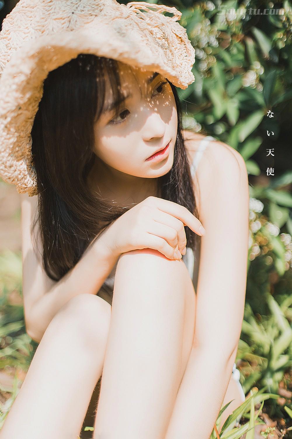 00后氧气清纯小美女高清户外摄影写真集