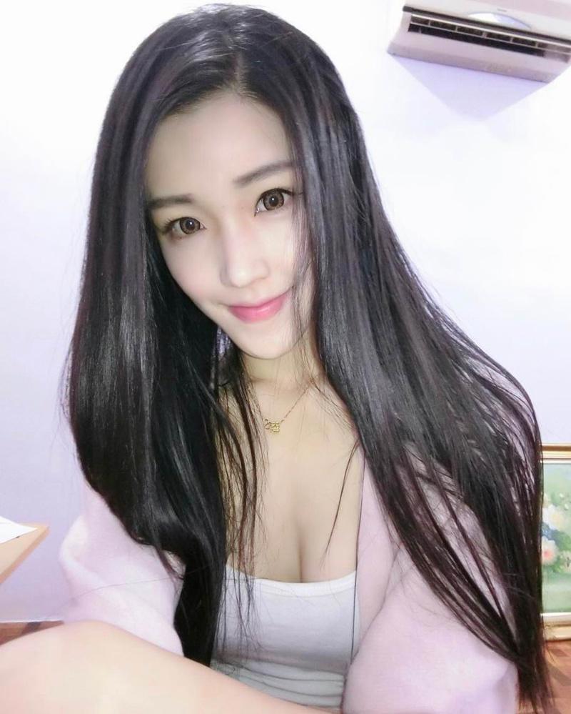 极品清纯美女Ivy Kuang迷人自拍图片