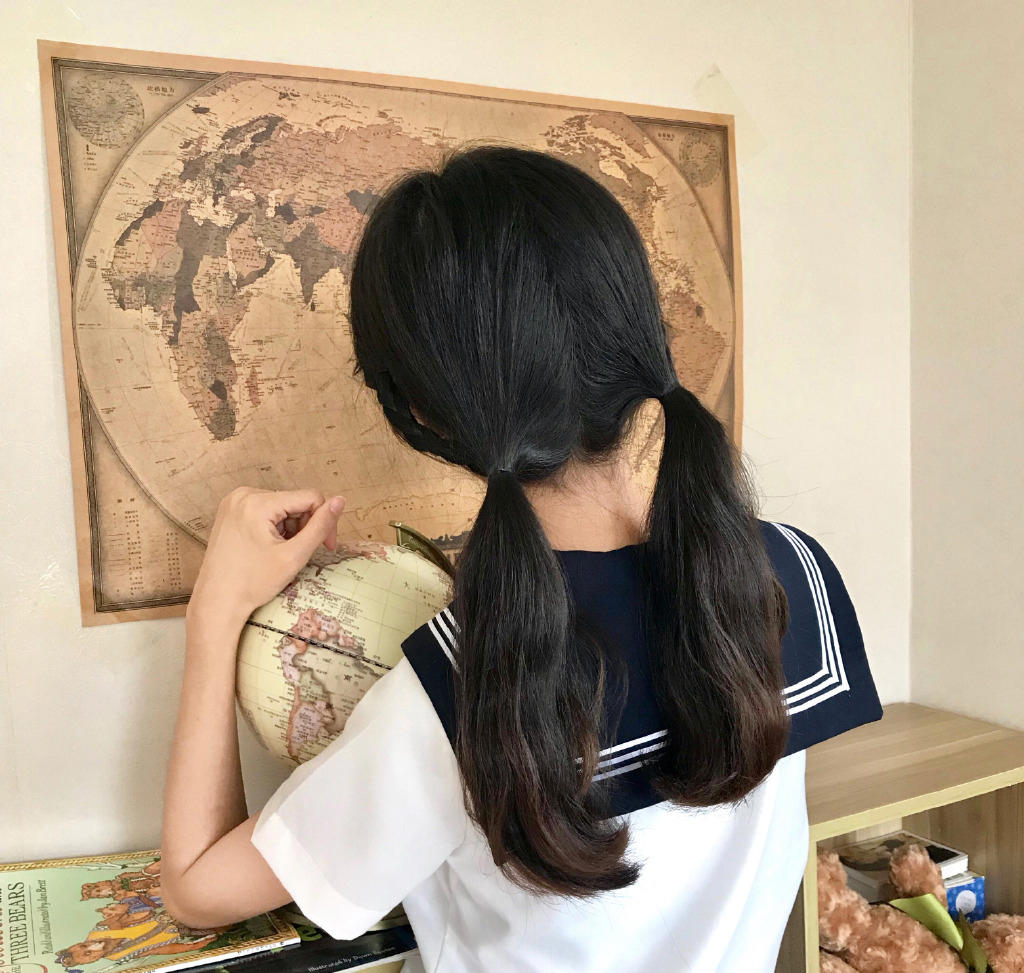 00后学生妹小美女清纯自拍照