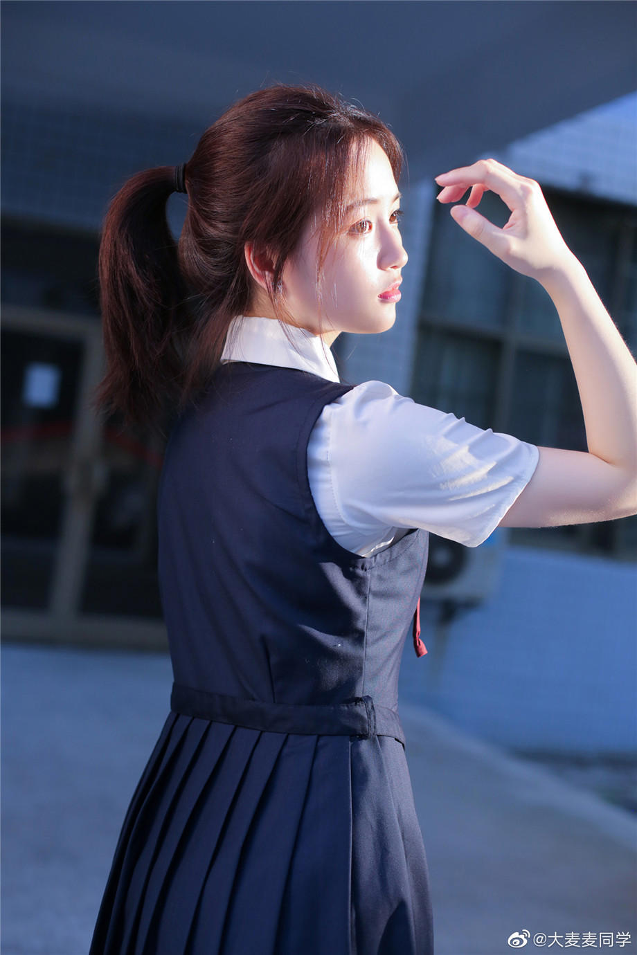 00后清纯美女学生生活照制服写真集