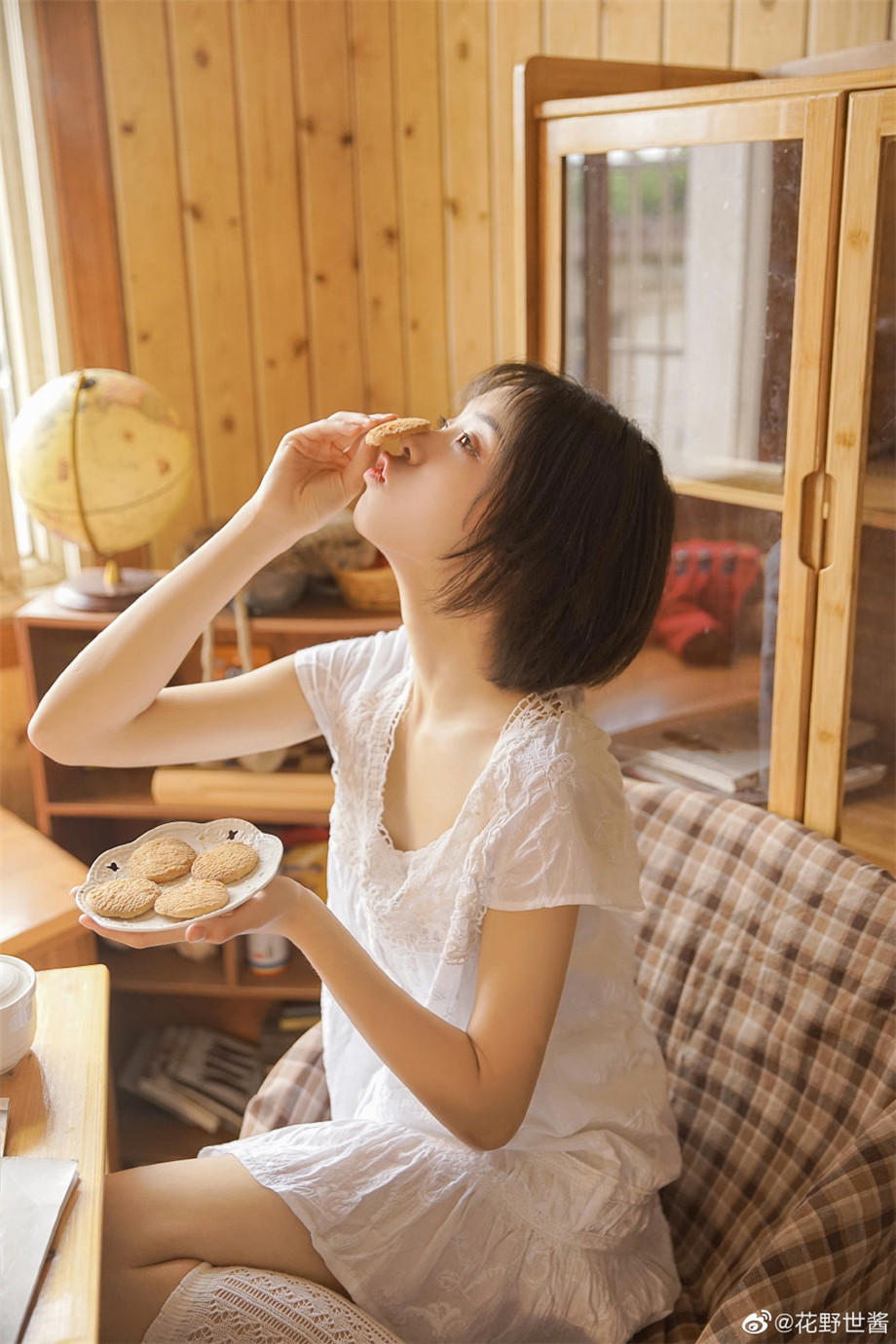 极品00后小萝莉美女清纯可爱写真照片