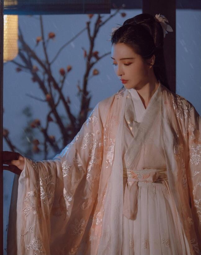 梦中出轨现实中反而更忠诚?