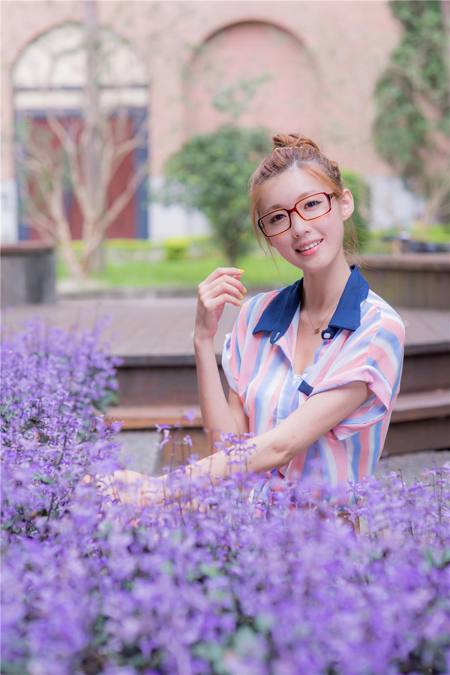 清纯台湾美女kila晶晶廖挺伶户外清新写真图片