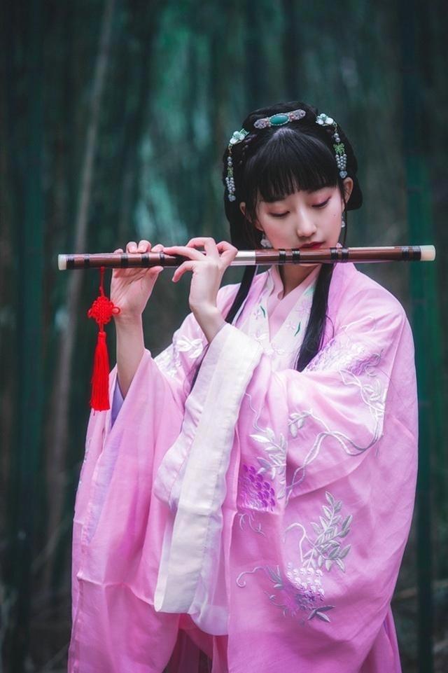 竹林古风美女真人写真