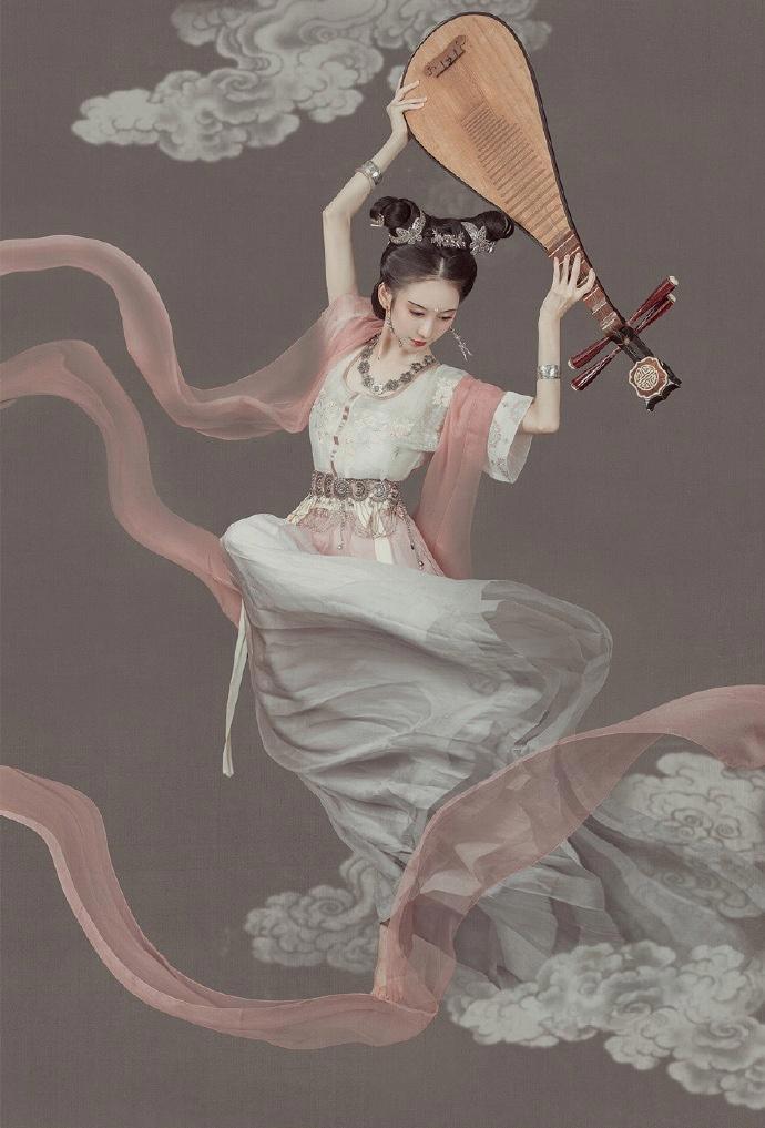 梦幻意境古装美女摄影恍如画中仙子