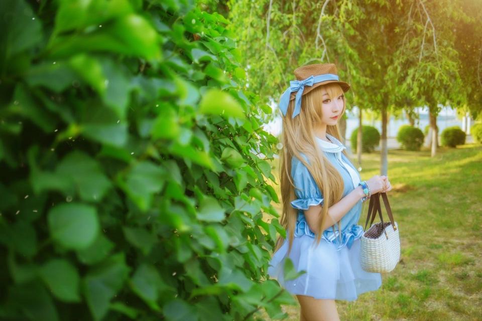 《LoveLive!》南小鸟cosplay户外写真