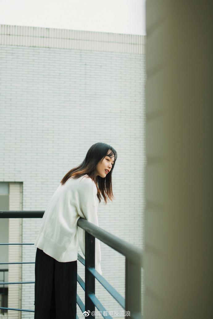 校园清纯学生妹素人少女小清新写真图片