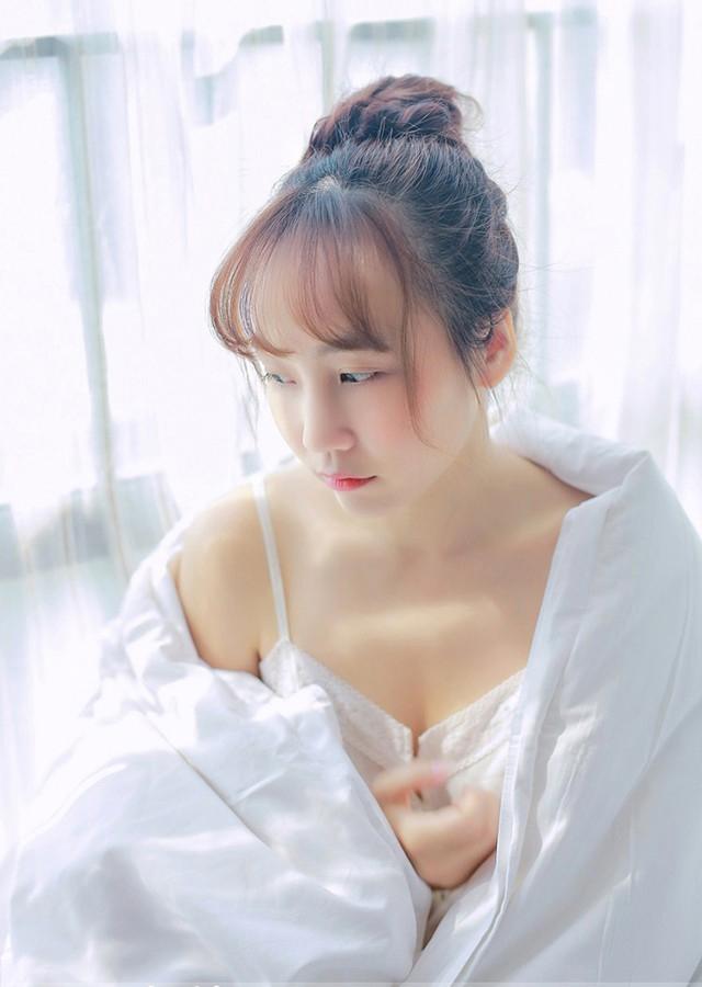 早安少女情趣内衣大胆人体艺术性感写真