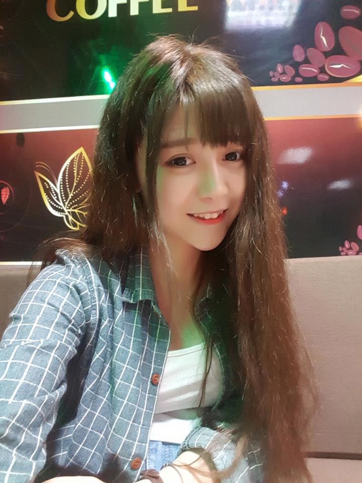 甜美型美女Kim Khanh唯美自拍图片