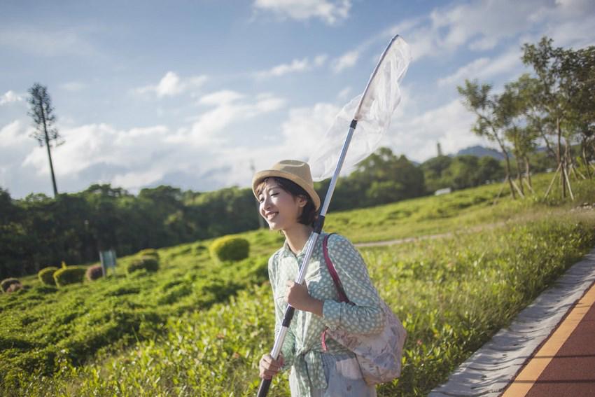 日系短发美女春日户外写真大片