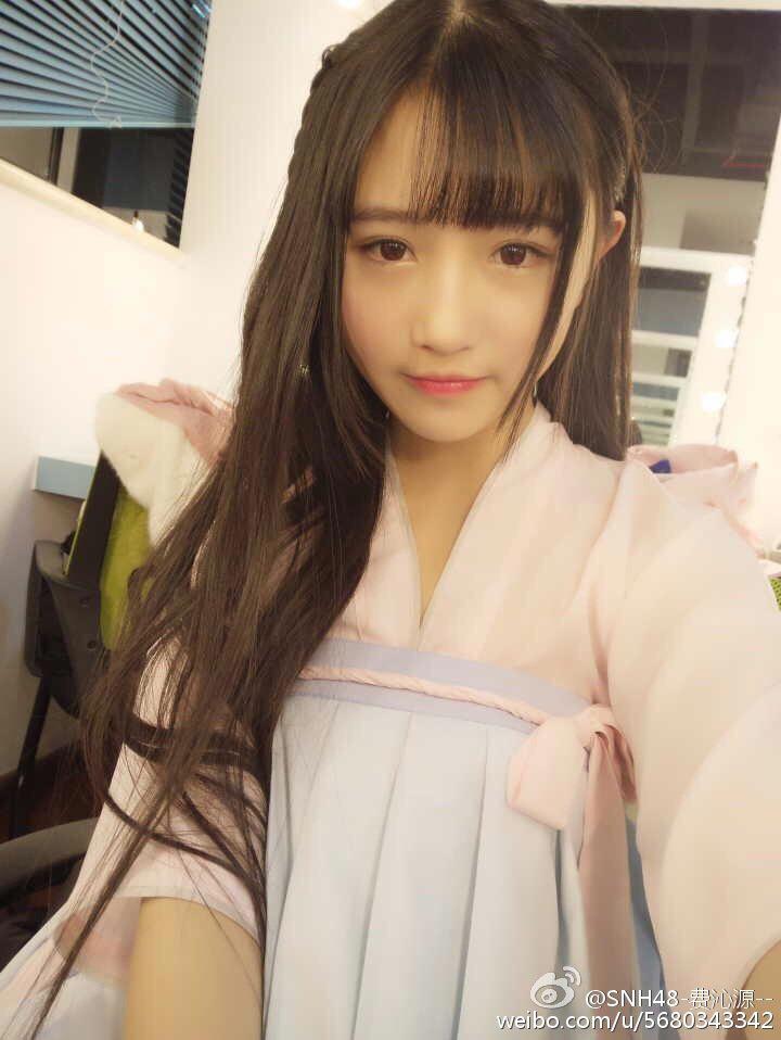 清纯女孩费沁源cosplay可爱美少女私房照