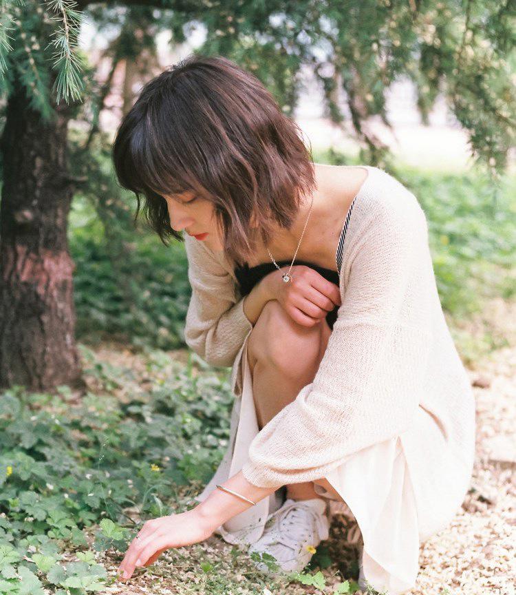 甜美笑容可爱美女高清写真