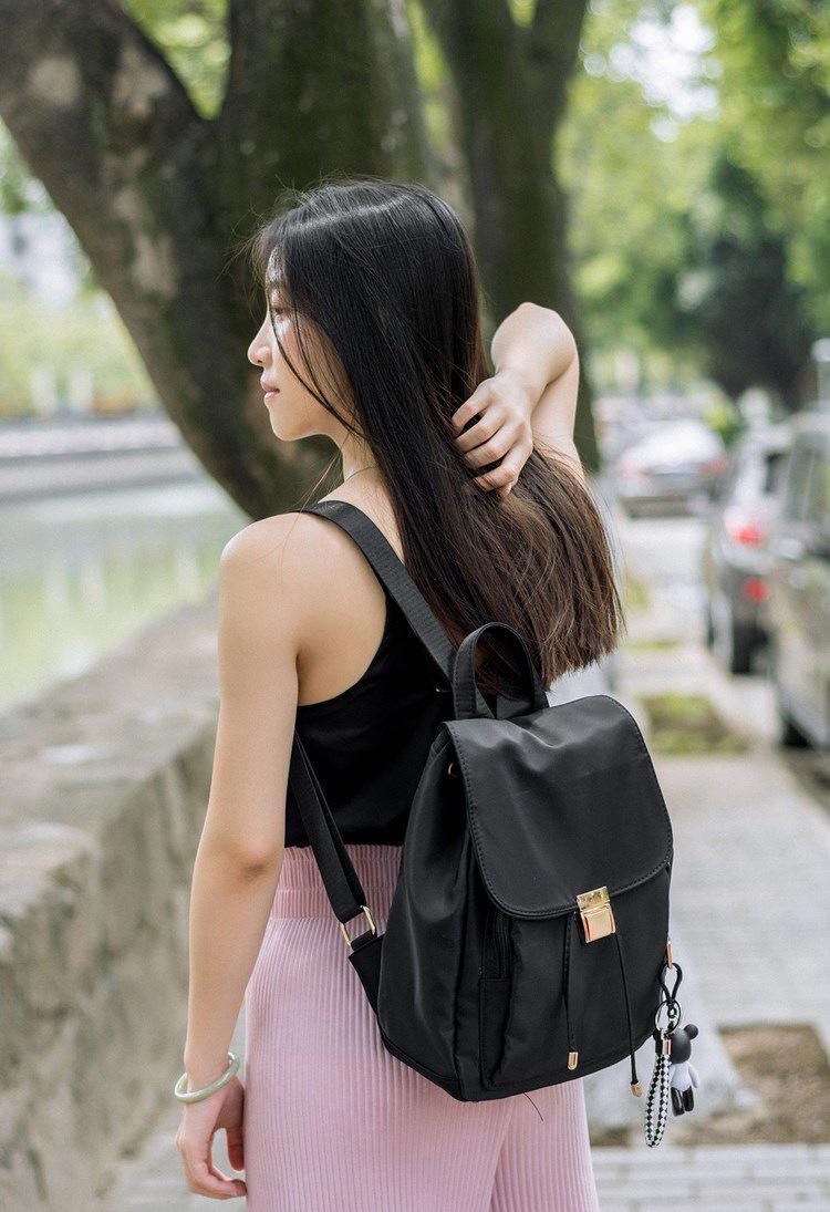 清纯美少女Aier婷婷浓浓知性魅力